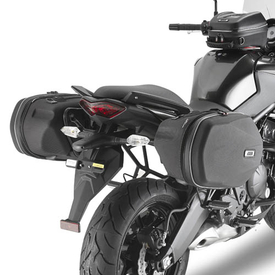 ΒΑΣΕΙΣ ΠΛΑΙΝΩΝ ΣΑΚΩΝ VERSYS 650 GIVI